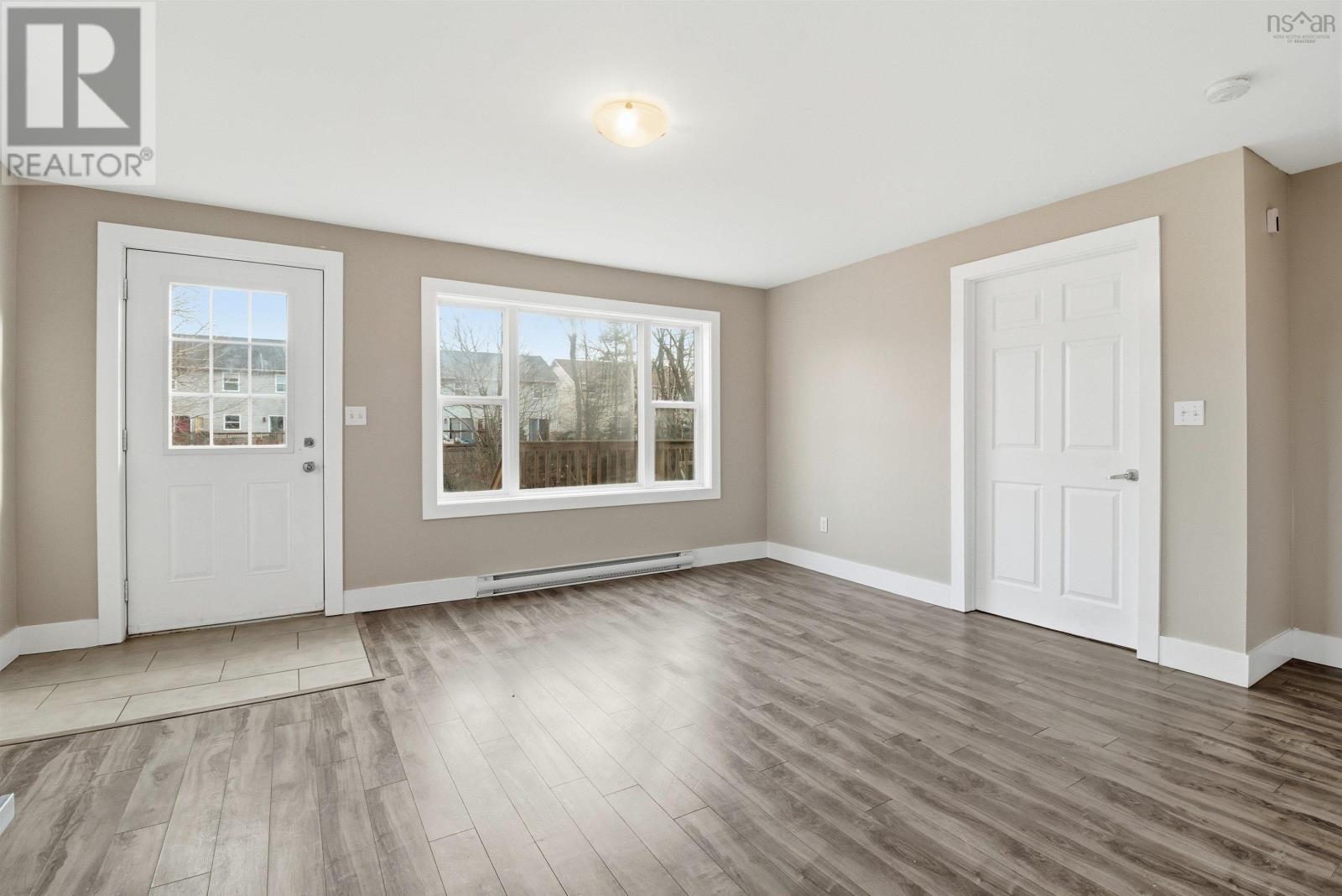 Property 10 of 45 of 17 Lewis Street