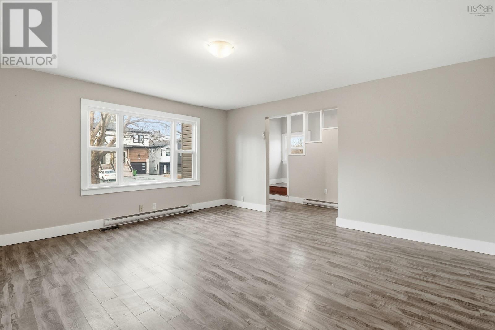 Property 2 of 45 of 17 Lewis Street