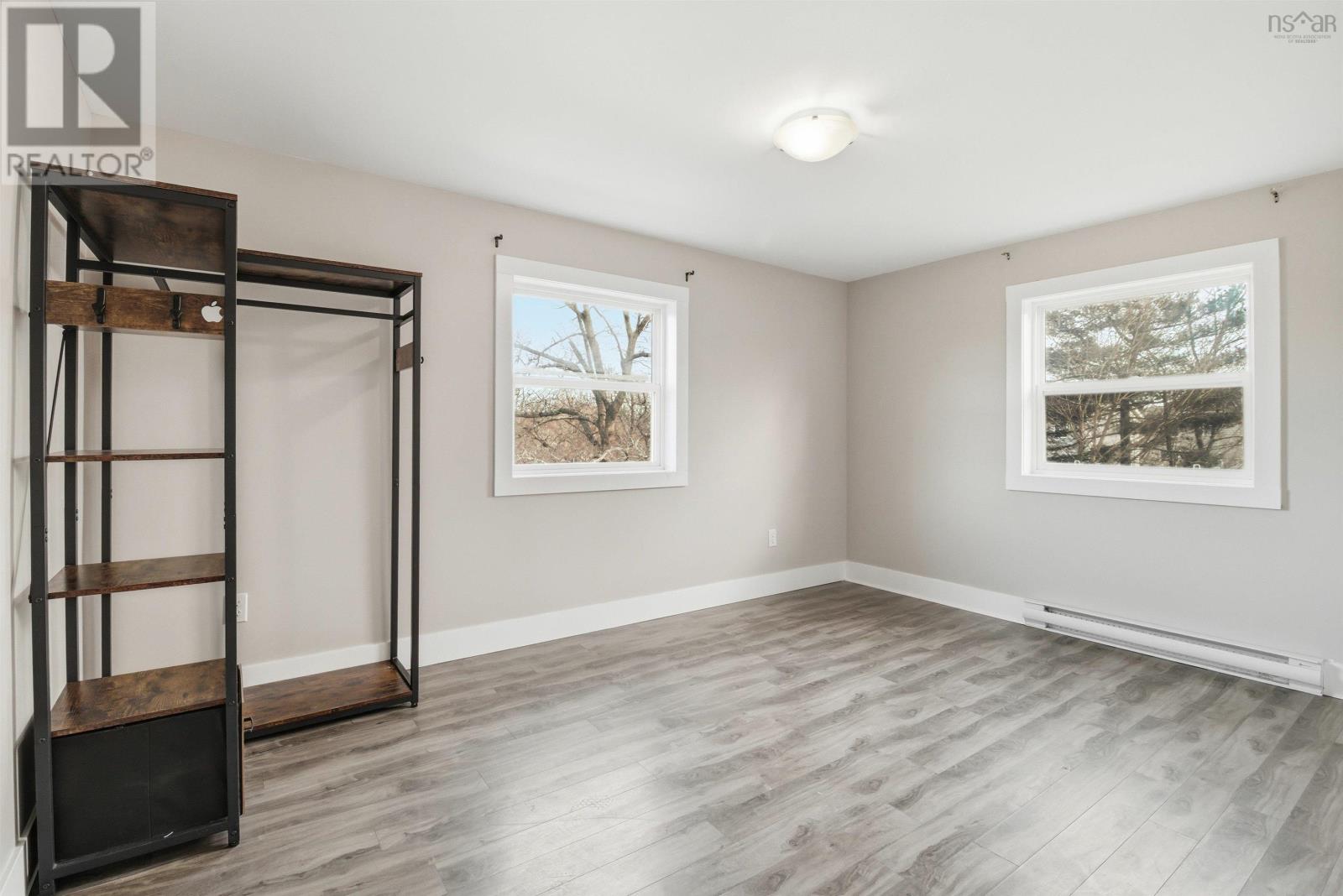 Property 27 of 45 of 17 Lewis Street