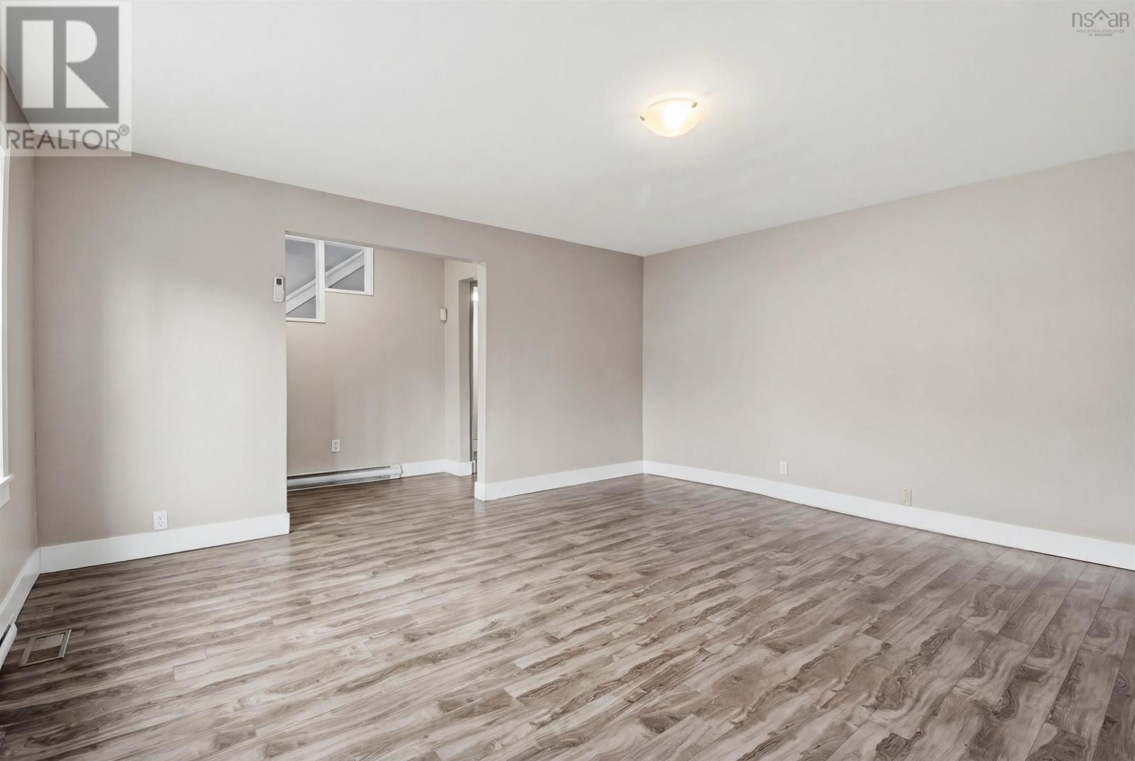 Property 4 of 45 of 17 Lewis Street