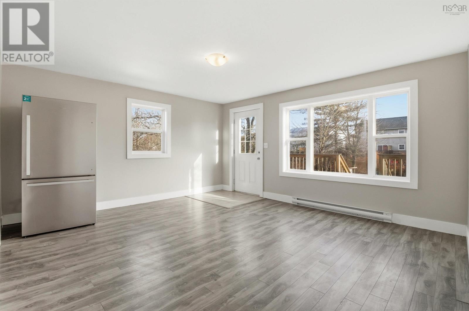 Property 9 of 45 of 17 Lewis Street