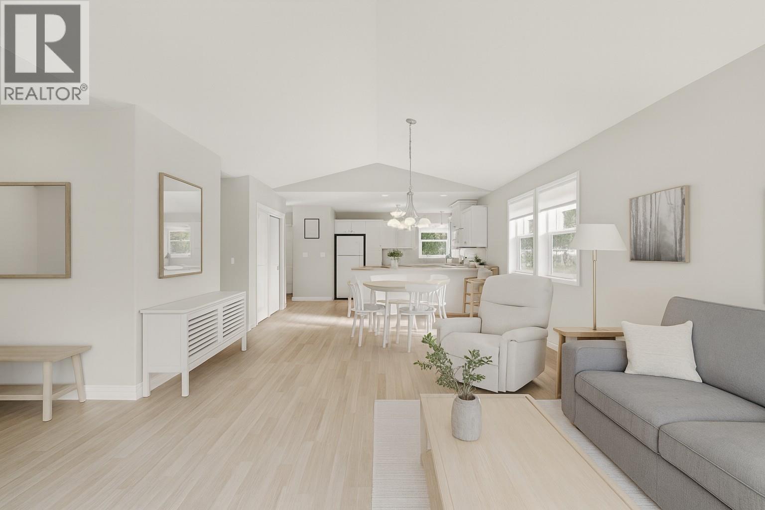 3 1231 10 Street Southwest, Salmon Arm