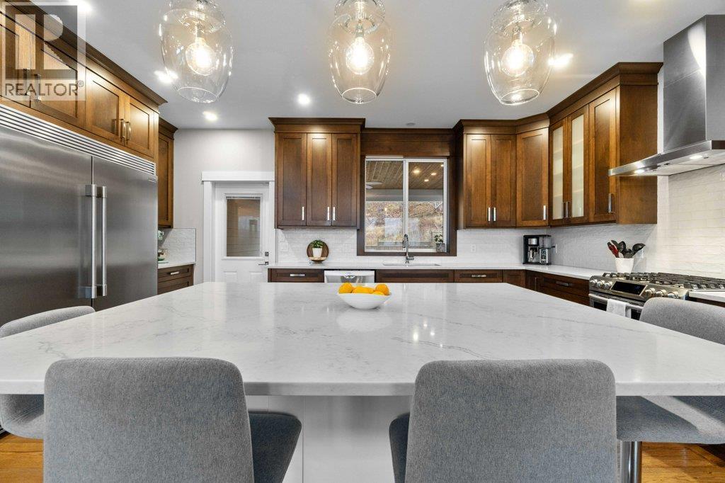  1320 24 Street Southeast, Salmon Arm