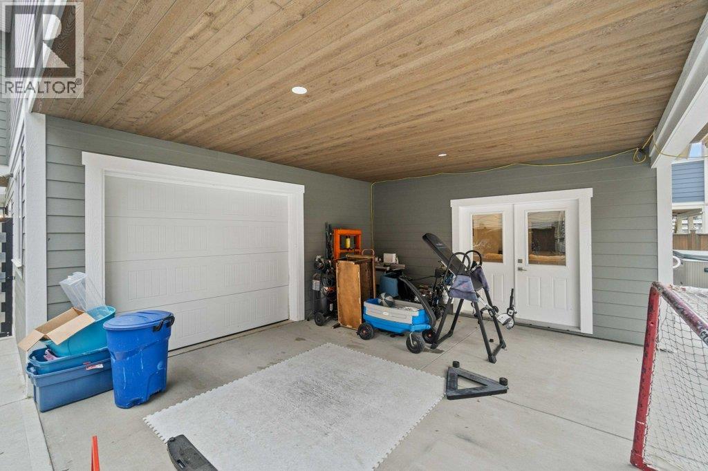  1320 24 Street Southeast, Salmon Arm