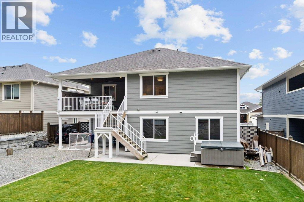  1320 24 Street Southeast, Salmon Arm