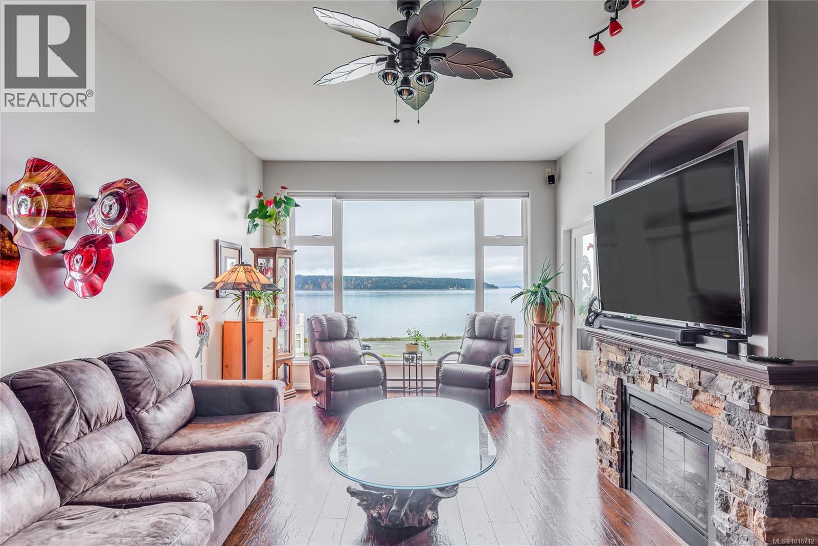 412 350 Island Hwy S, Campbell River