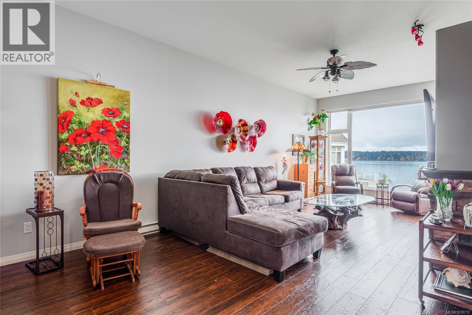 412 350 Island Hwy S, Campbell River