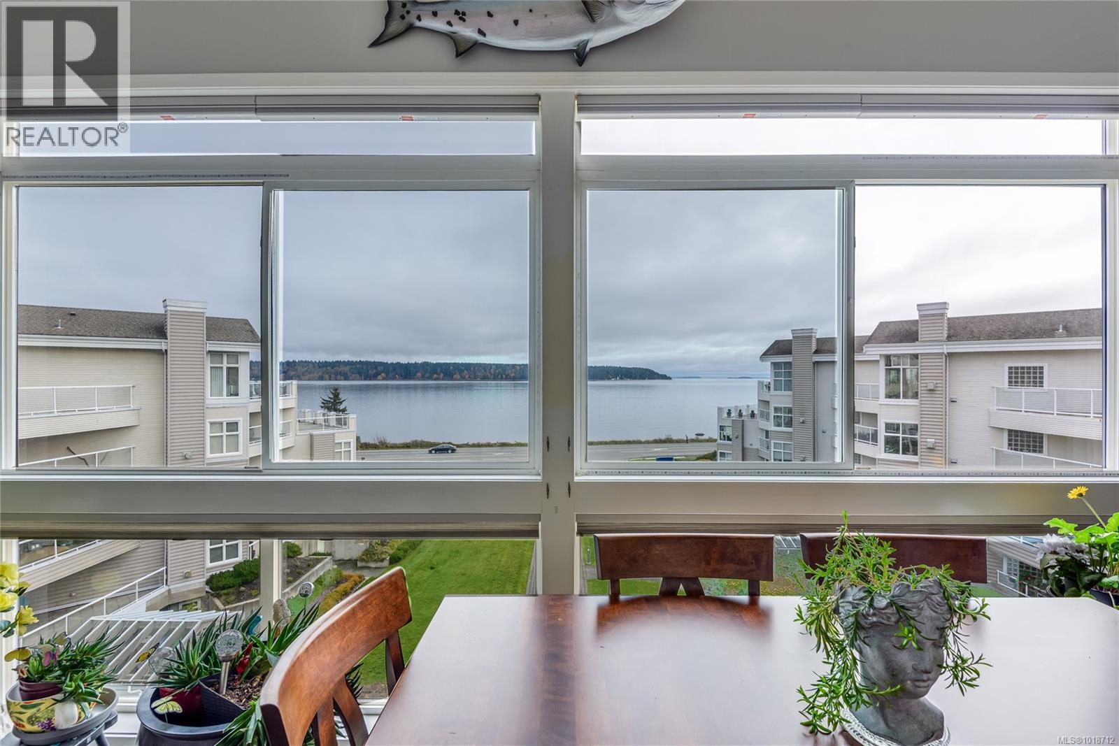 412 350 Island Hwy S, Campbell River