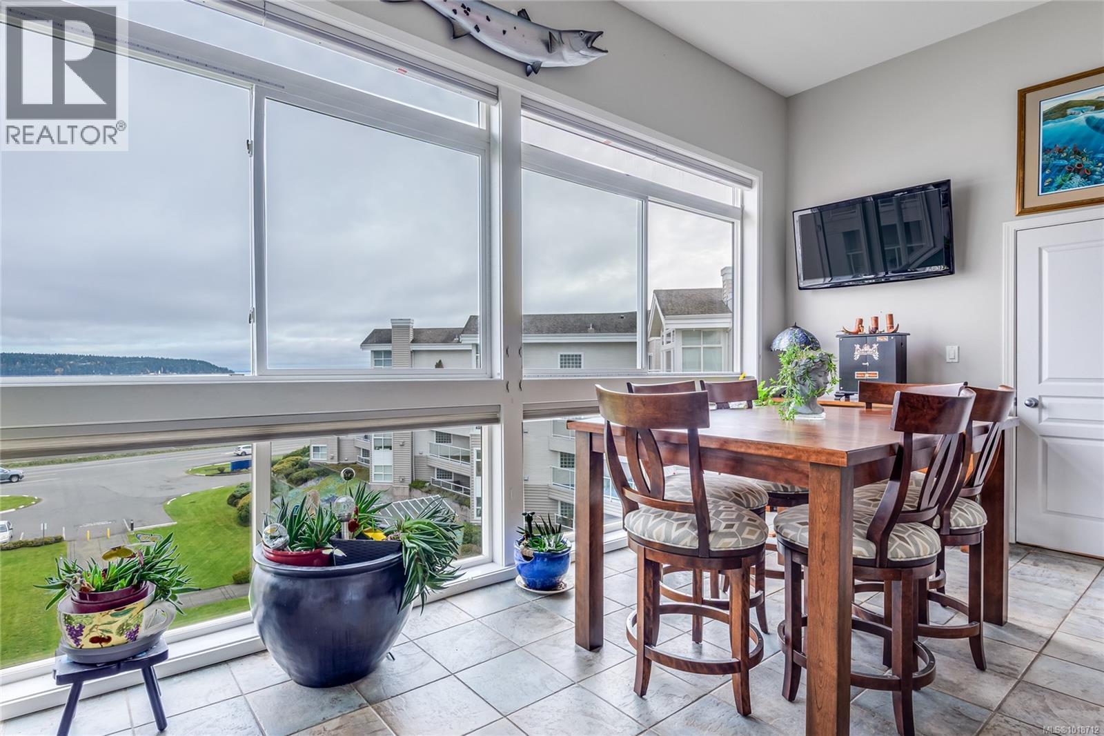 412 350 Island Hwy S, Campbell River