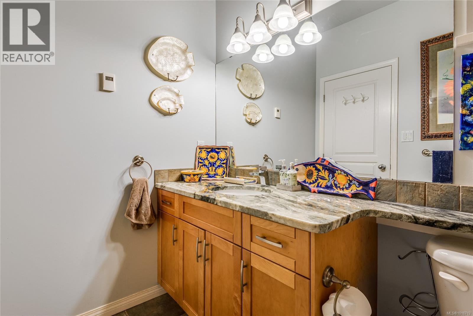 412 350 Island Hwy S, Campbell River