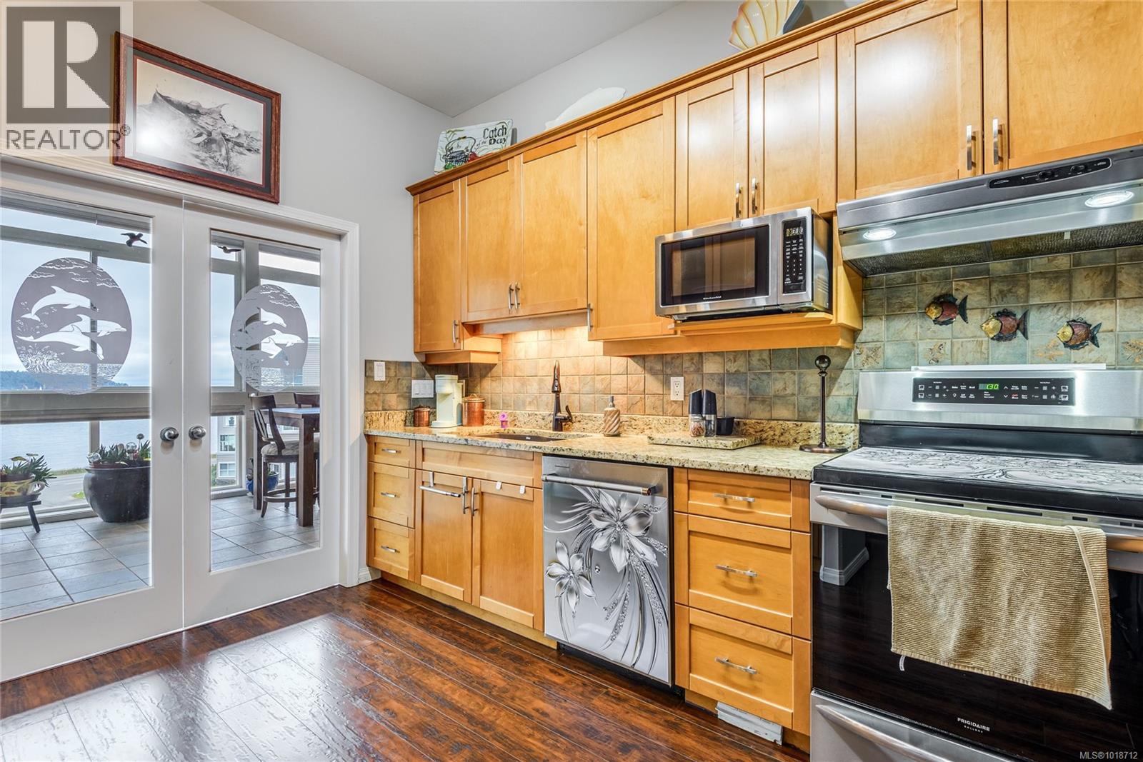 412 350 Island Hwy S, Campbell River