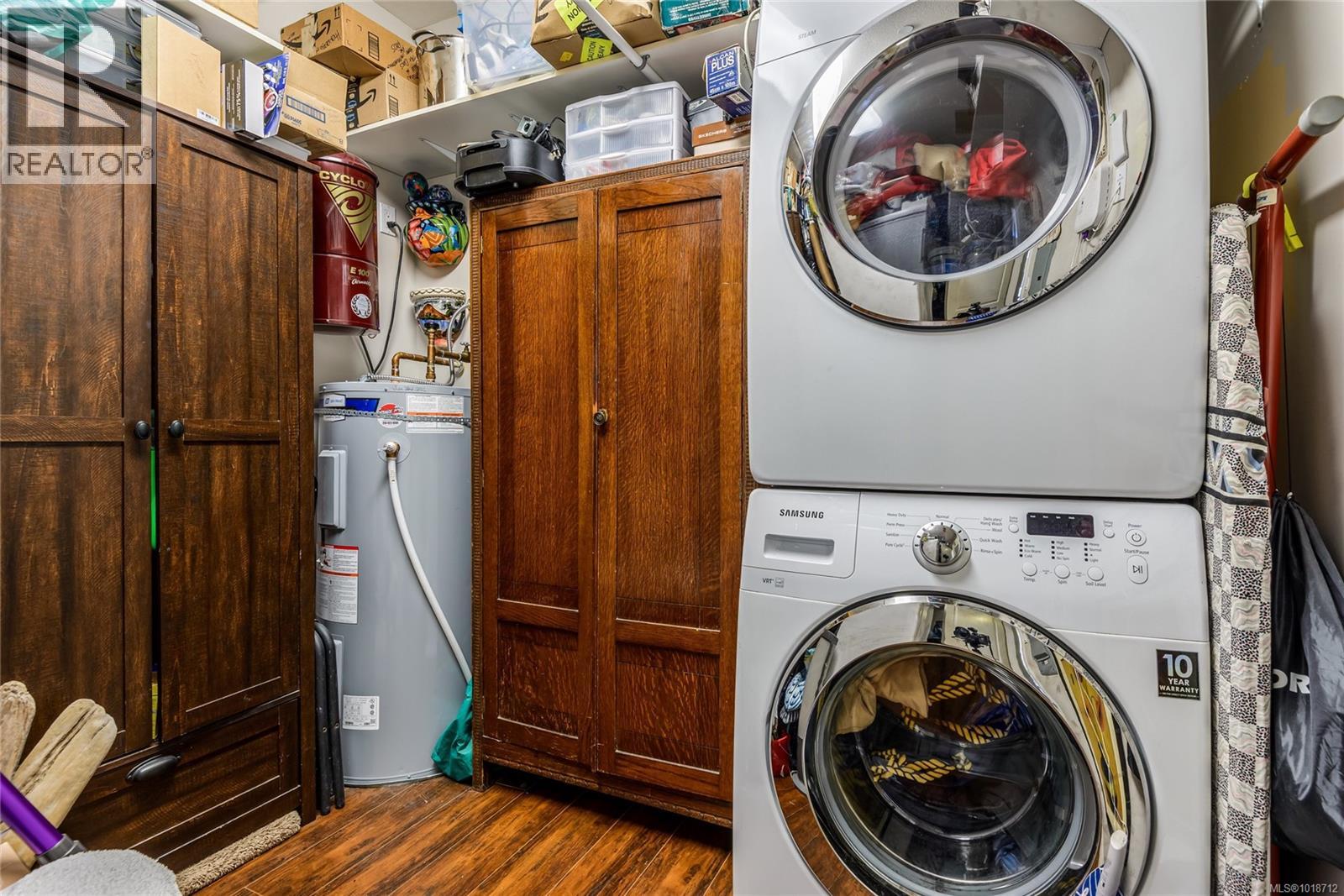 412 350 Island Hwy S, Campbell River