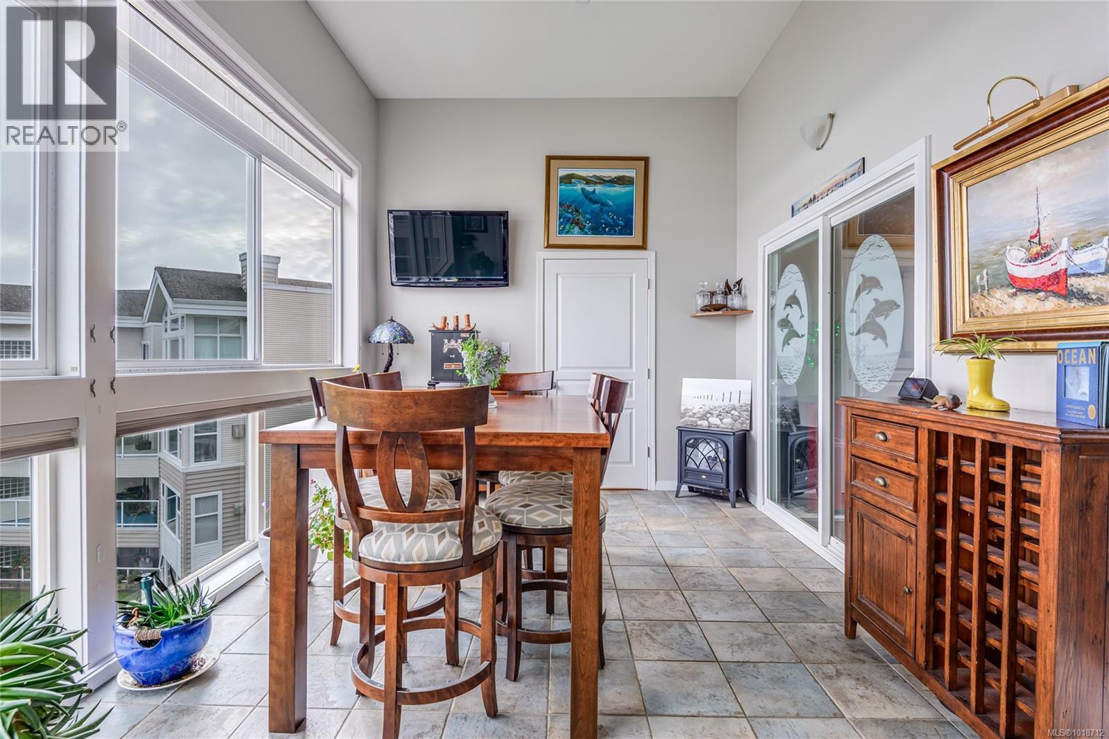 412 350 Island Hwy S, Campbell River