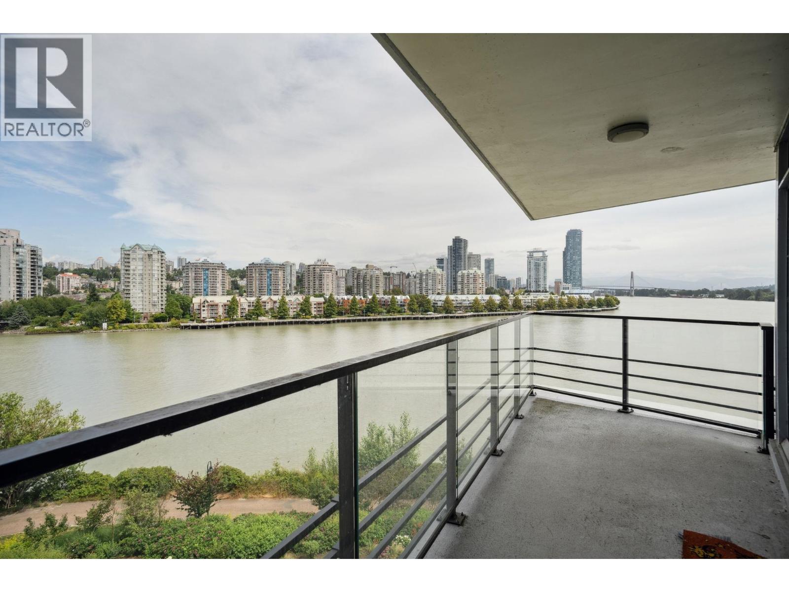 705 210 SALTER STREET, New Westminster