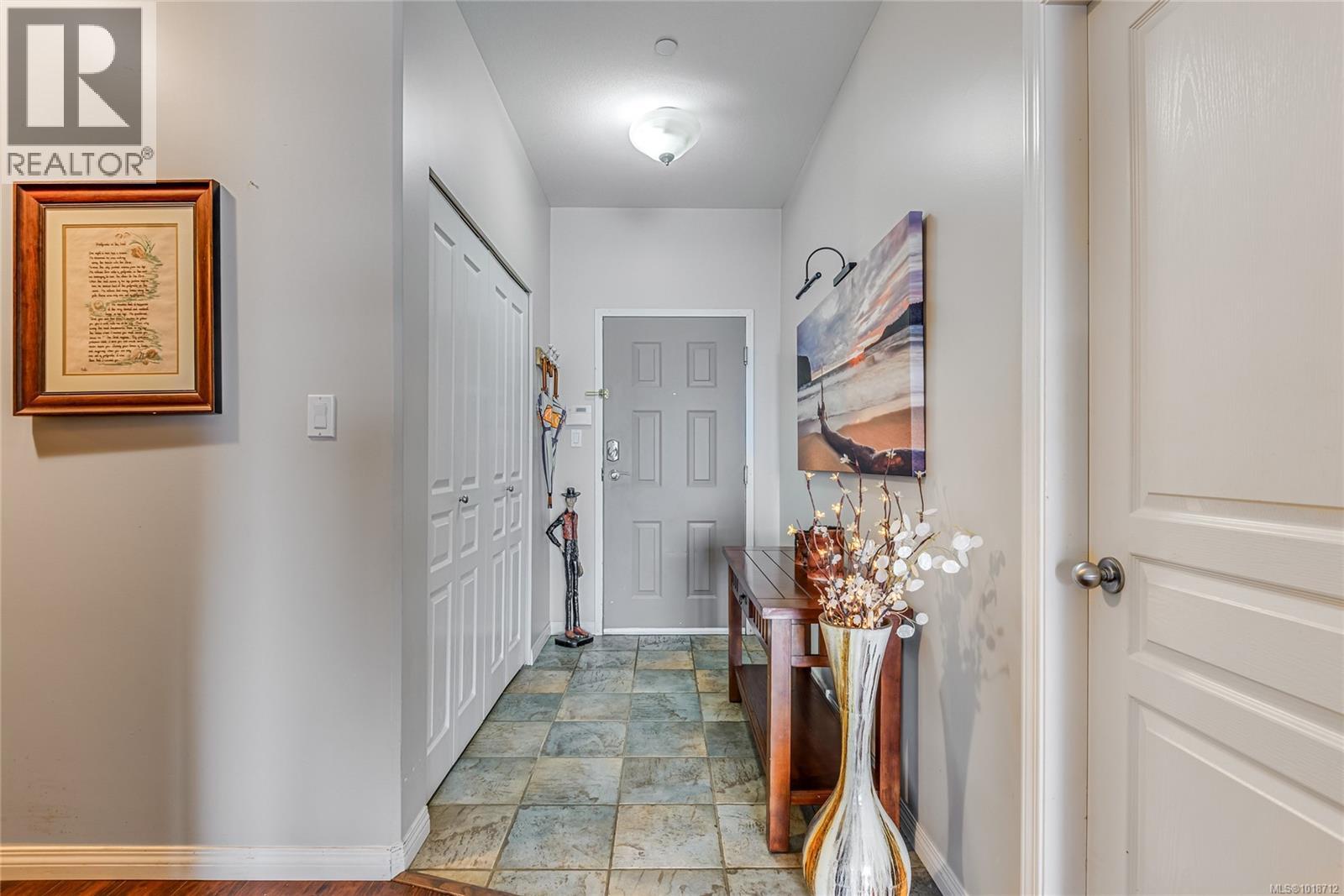 412 350 Island Hwy S, Campbell River