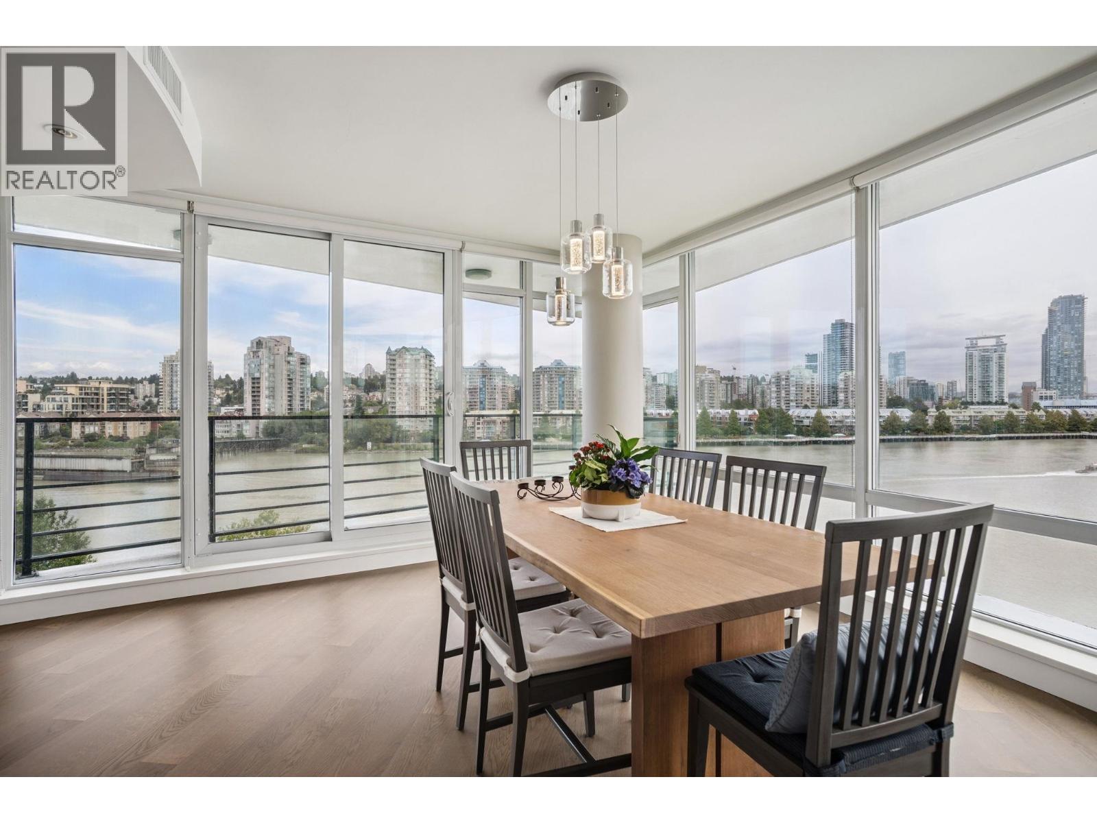 705 210 SALTER STREET, New Westminster