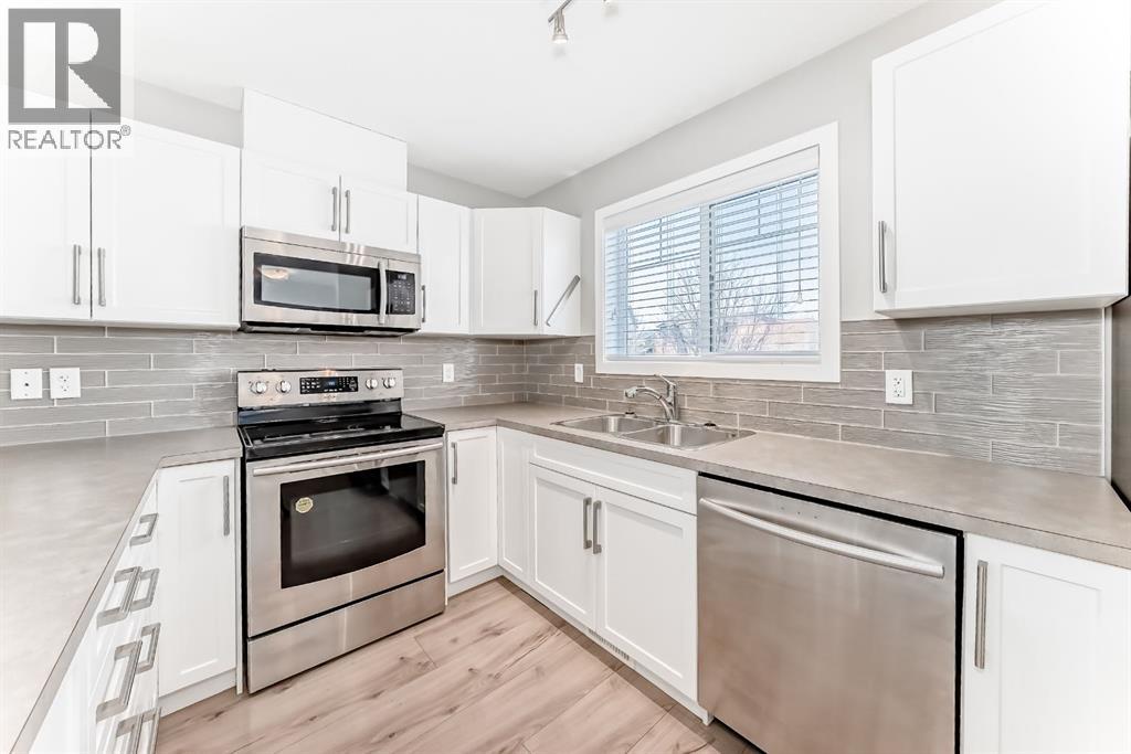 115 Sunset Road, Cochrane