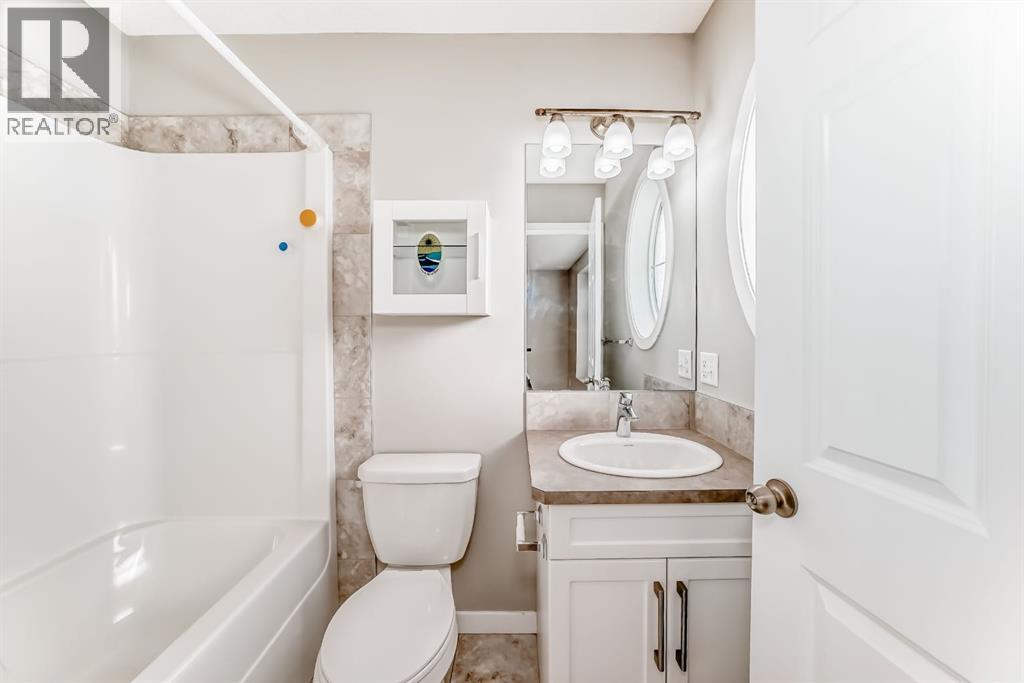 115 Sunset Road, Cochrane