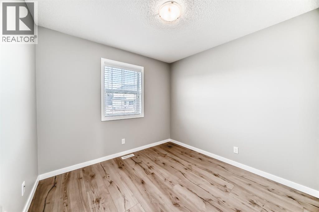 115 Sunset Road, Cochrane