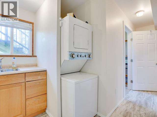 4172 MANSON AVE, Powell River