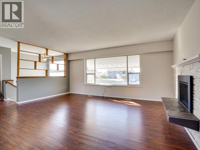 4172 MANSON AVE, Powell River