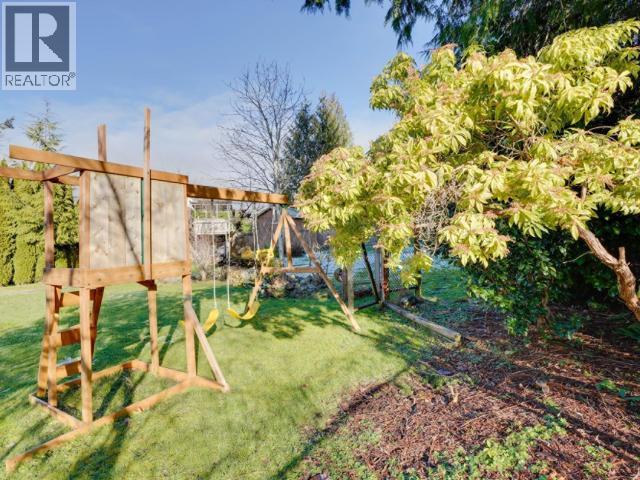 4172 MANSON AVE, Powell River