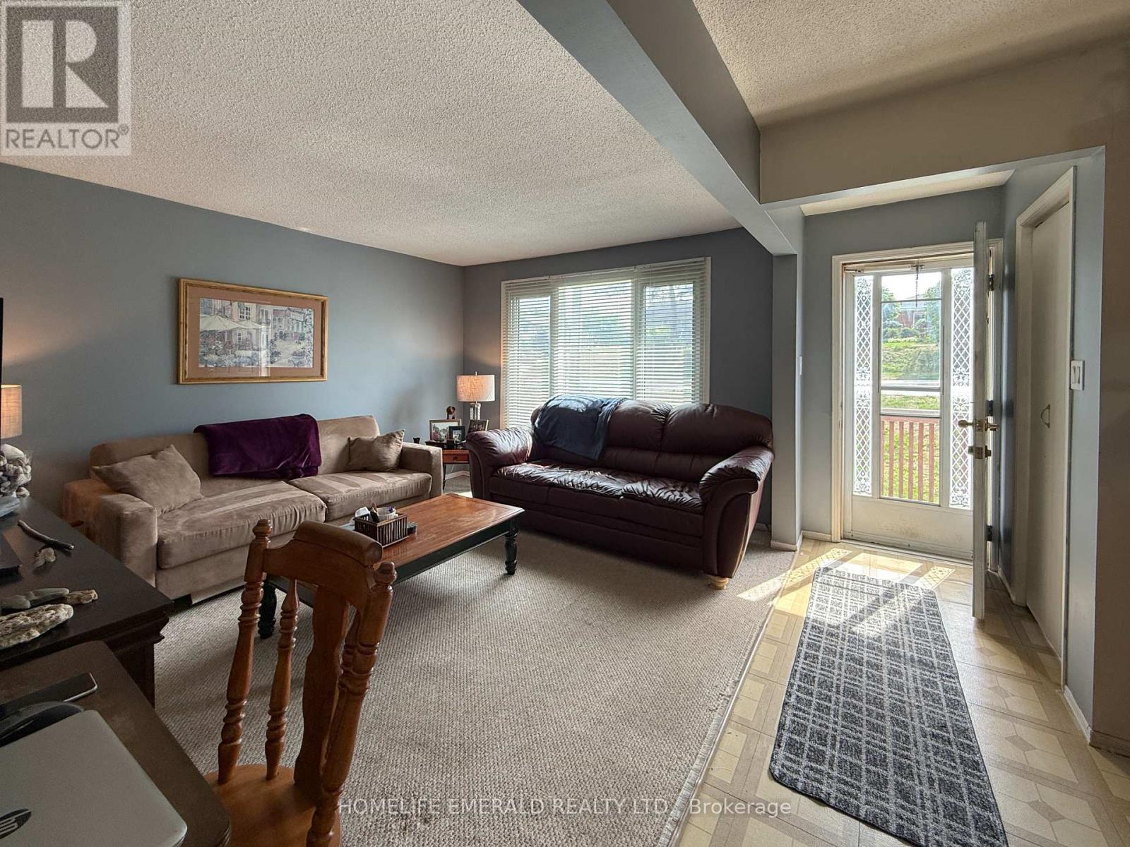 179 MARGARET STREET - Photo 3 of 28, Essa (Angus), Ontario