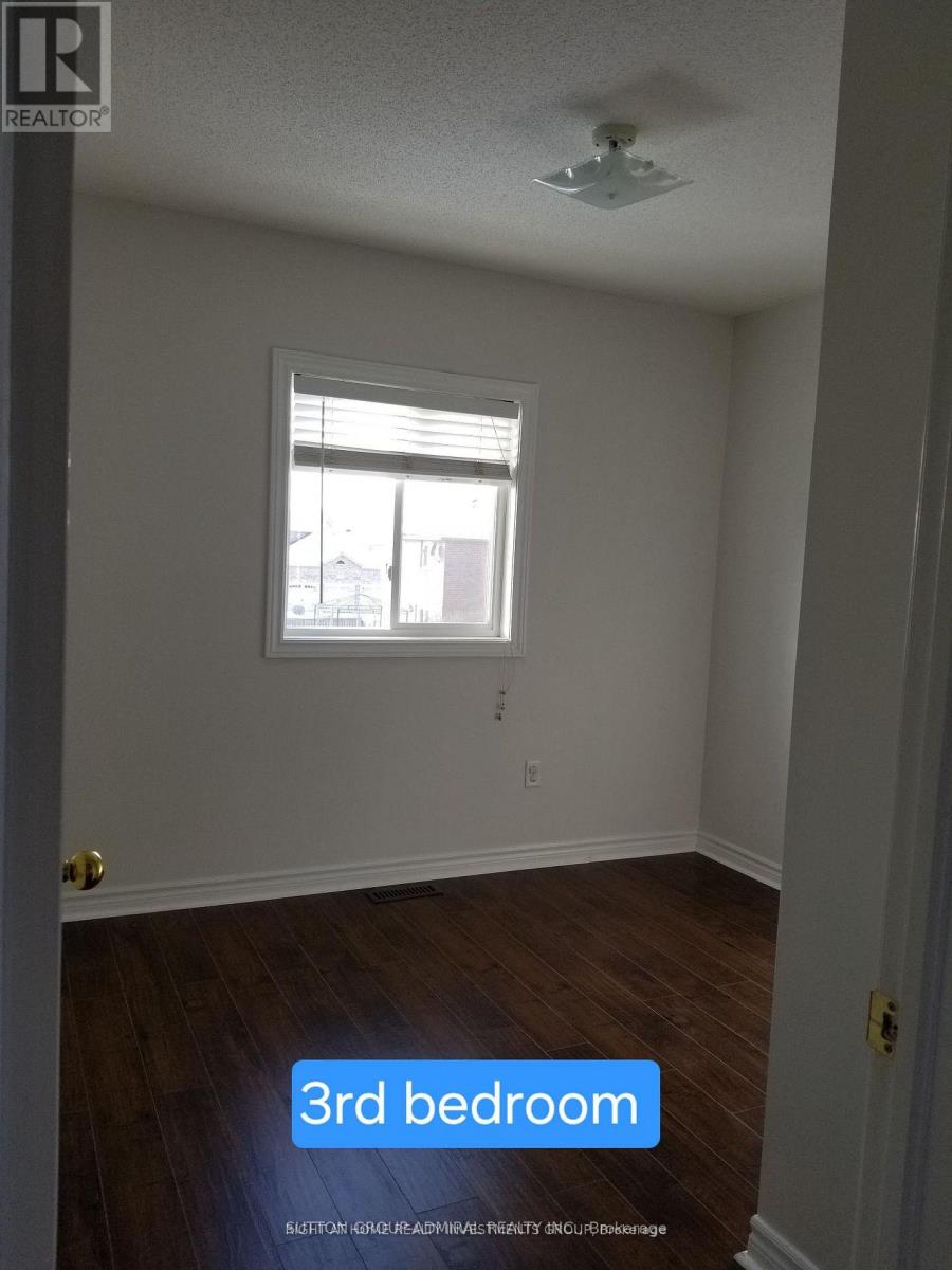 Single Family House for Sale in UPPER UNIT   LANG DRIVE Barrie (Northwest) 