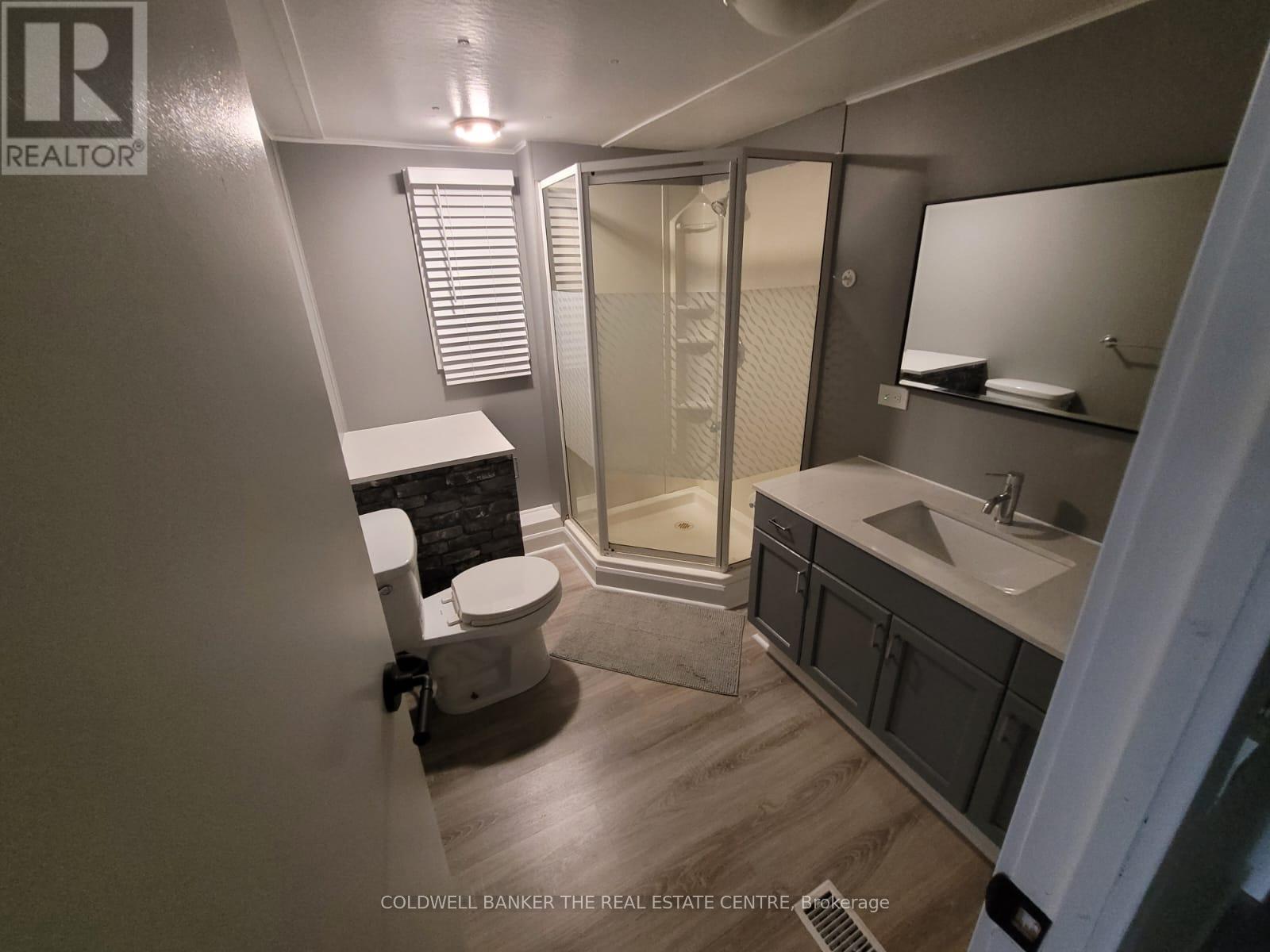 #144 580 WEST STREET S - 28
