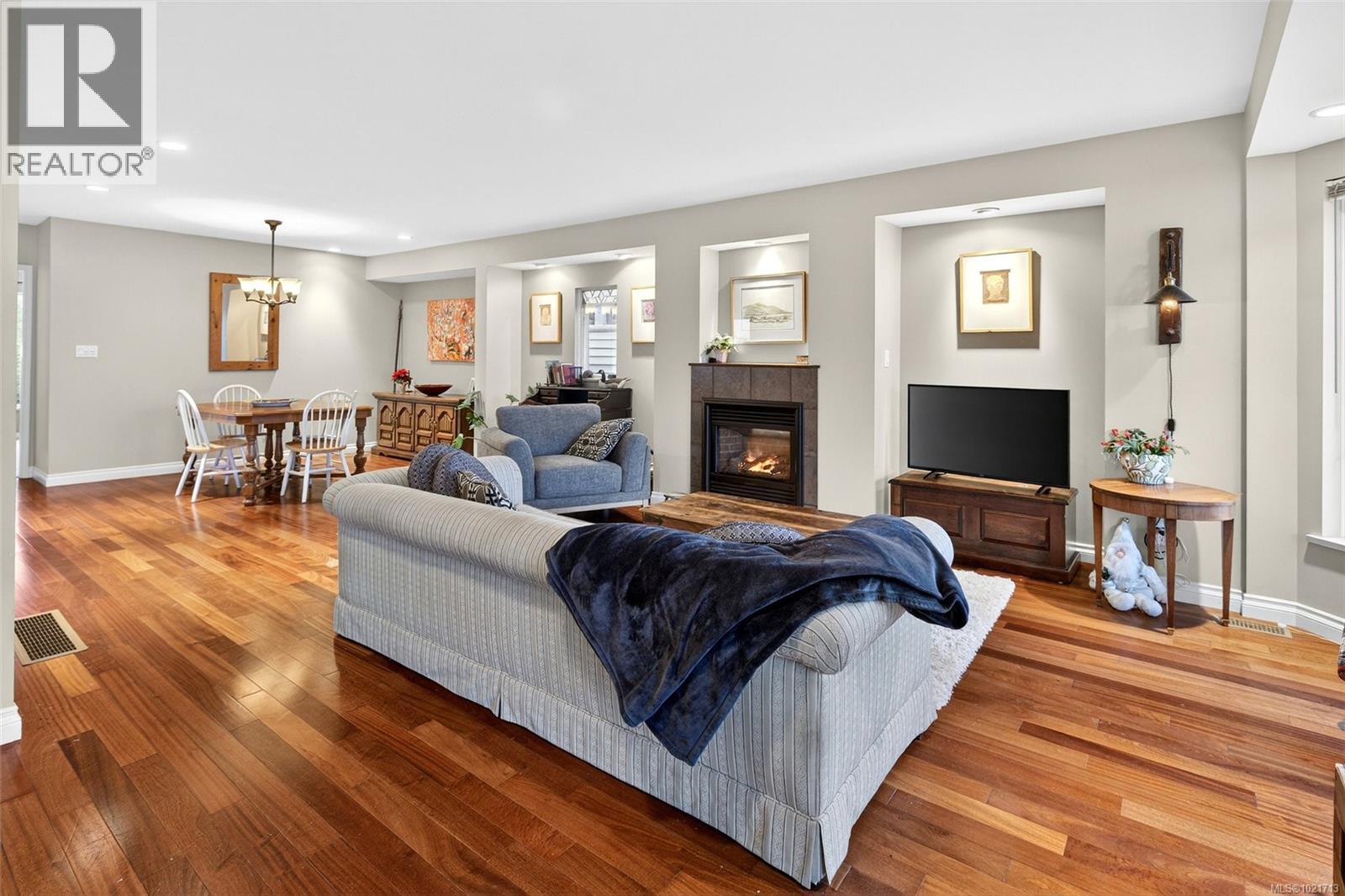 9950 Seaview St, Chemainus