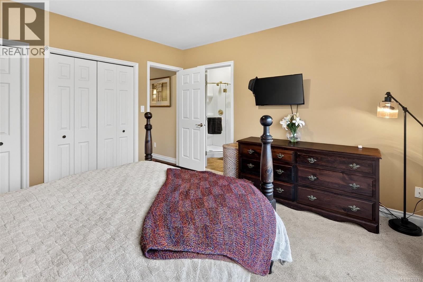 9950 Seaview St, Chemainus