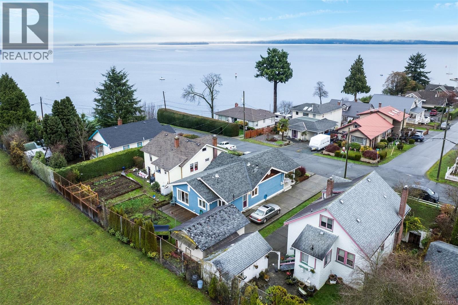 9950 Seaview St, Chemainus