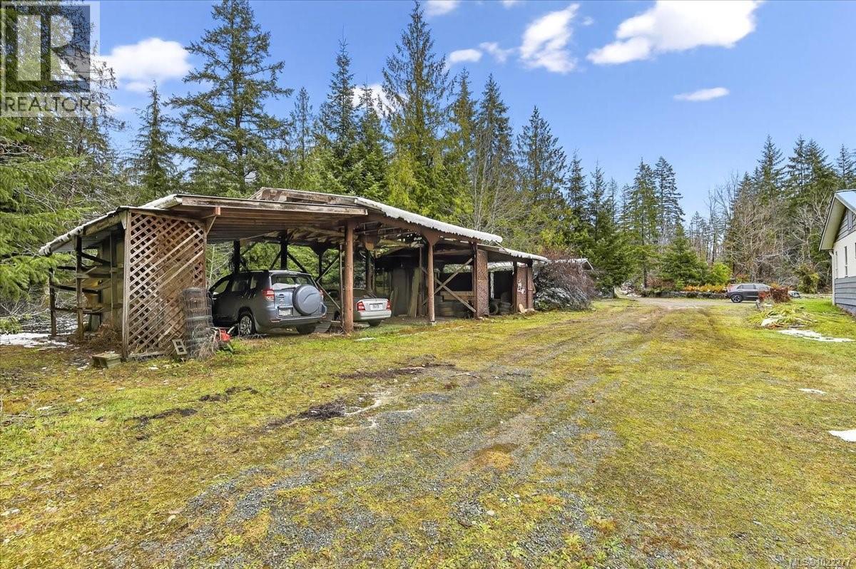 6850 Debeaux Rd, Port Alberni