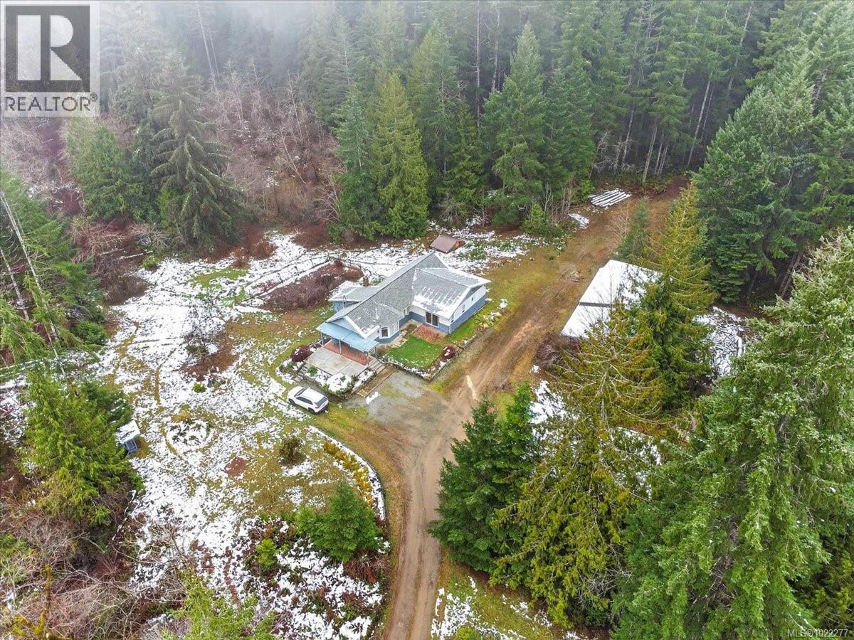 6850 Debeaux Rd, Port Alberni