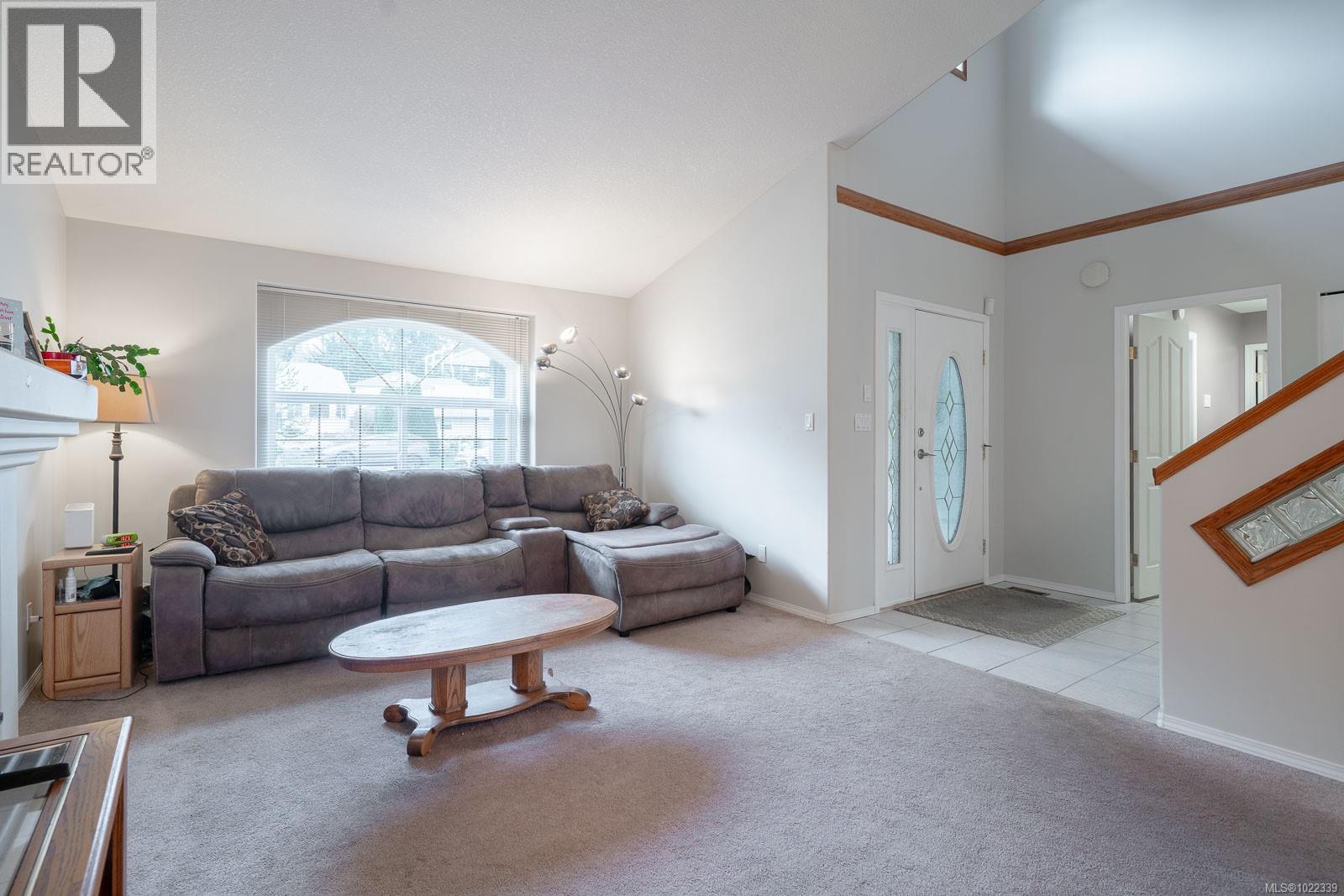 973 Oliver Terr, Ladysmith