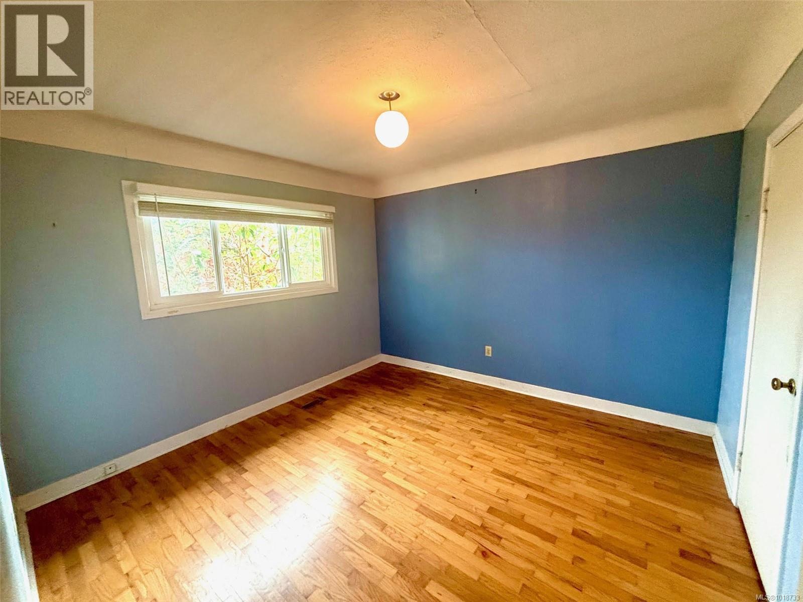 3904 Wilkinson Rd, Saanich