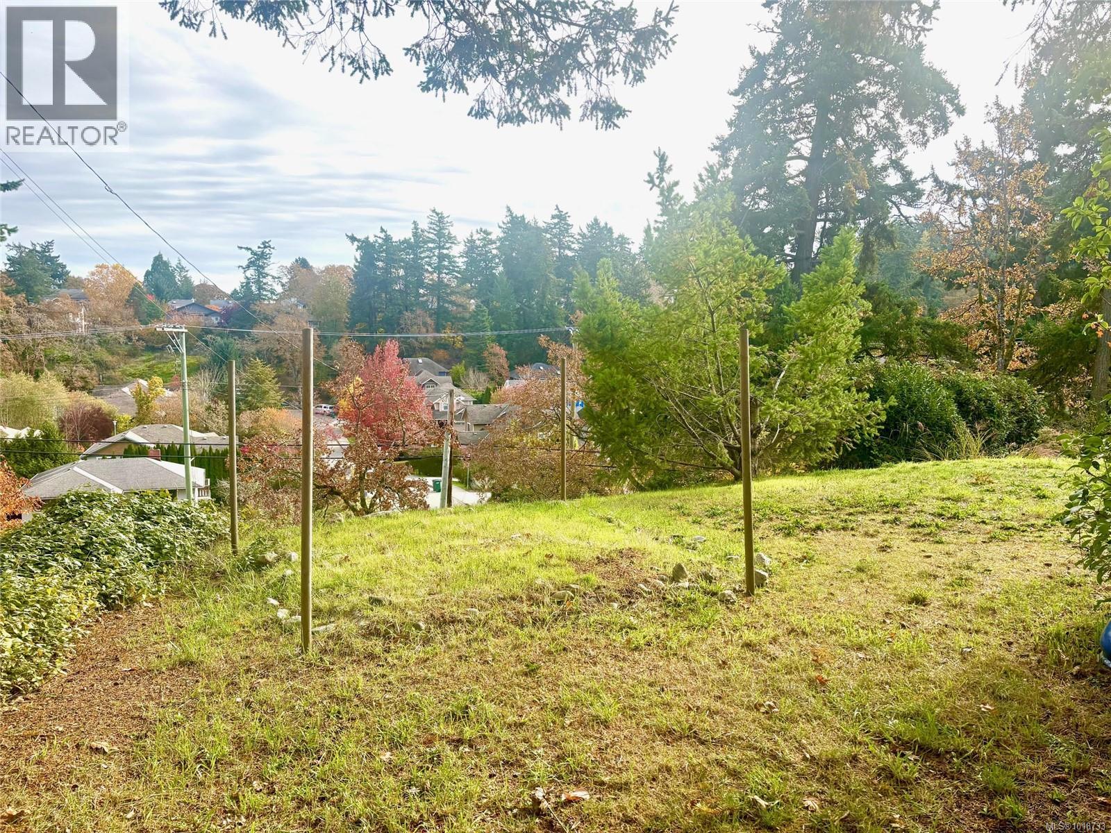 3904 Wilkinson Rd, Saanich