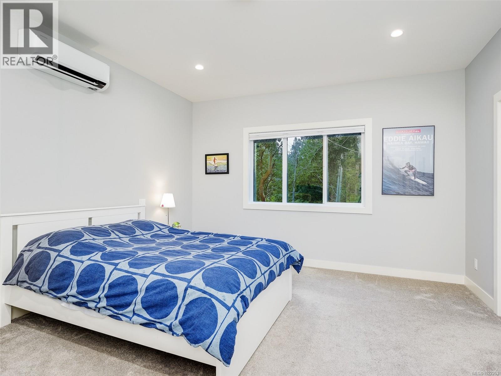 222 Lone Oak Pl, Langford