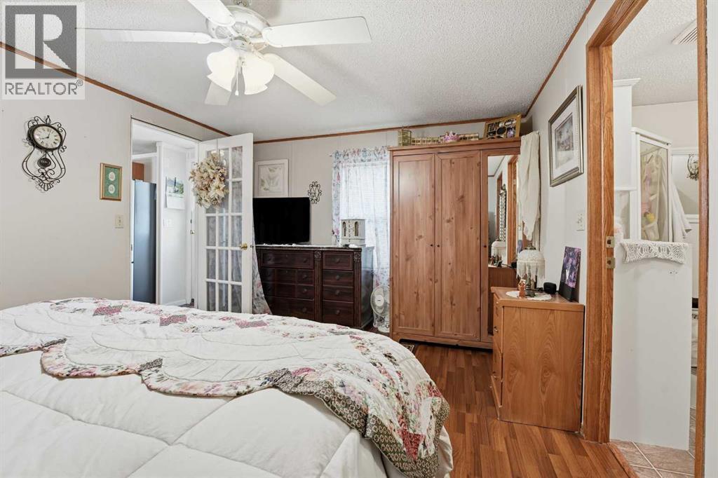 37543 England Way, Rural Red Deer County