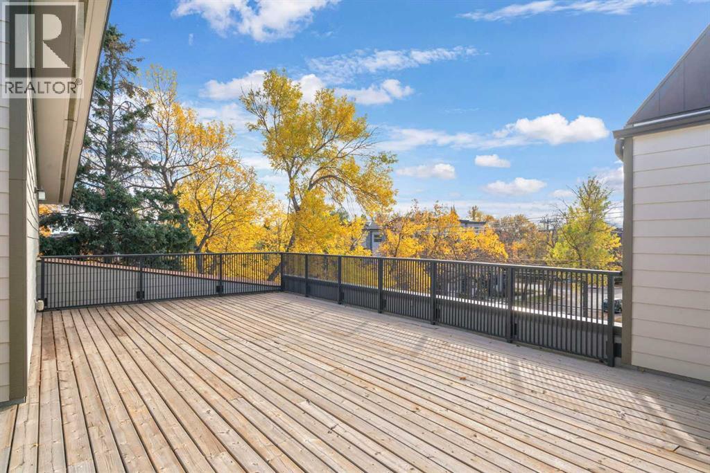 Single Family House for Sale in    Avenue NE Crescent Heights Calgary 