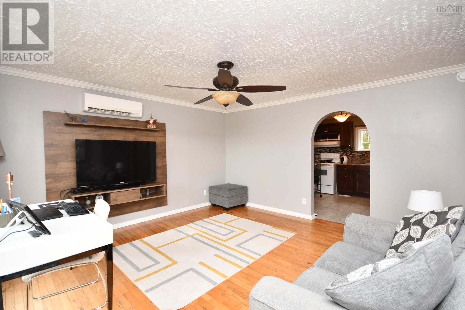 Property 26 of 49 of 180 Lakeview Avenue