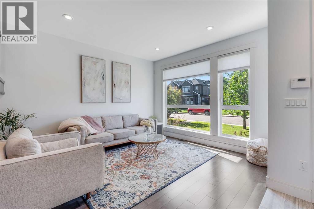 Single Family House for Sale in   Avenue NW Mount Pleasant Calgary 