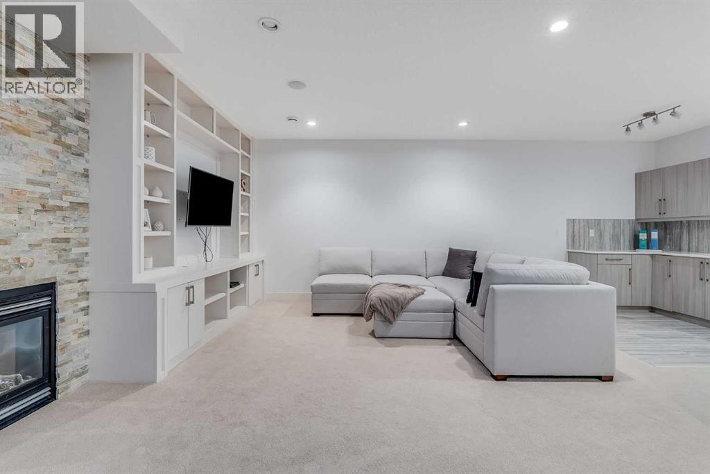 Single Family House for Sale in   Avenue NW Mount Pleasant Calgary 