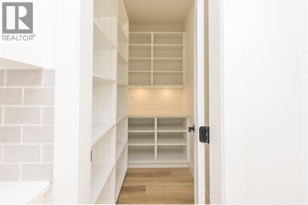  1160 16 Avenue Southeast, Salmon Arm