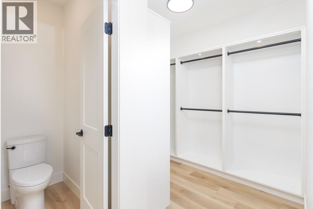  1160 16 Avenue Southeast, Salmon Arm