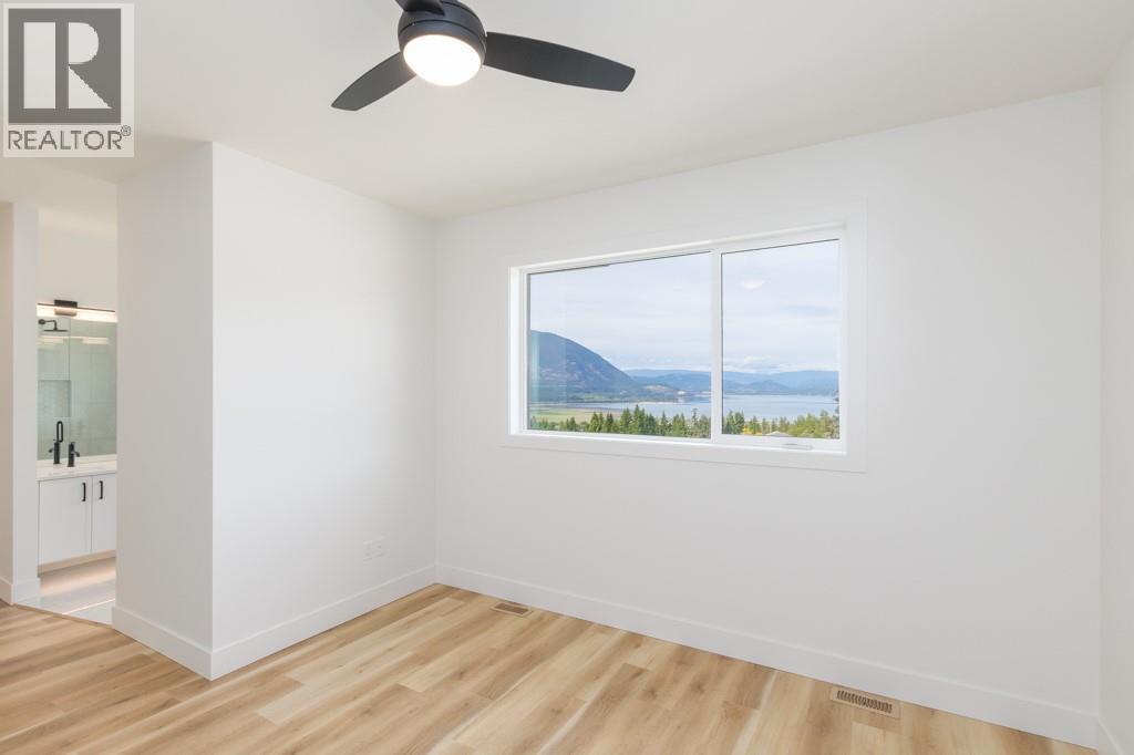  1160 16 Avenue Southeast, Salmon Arm