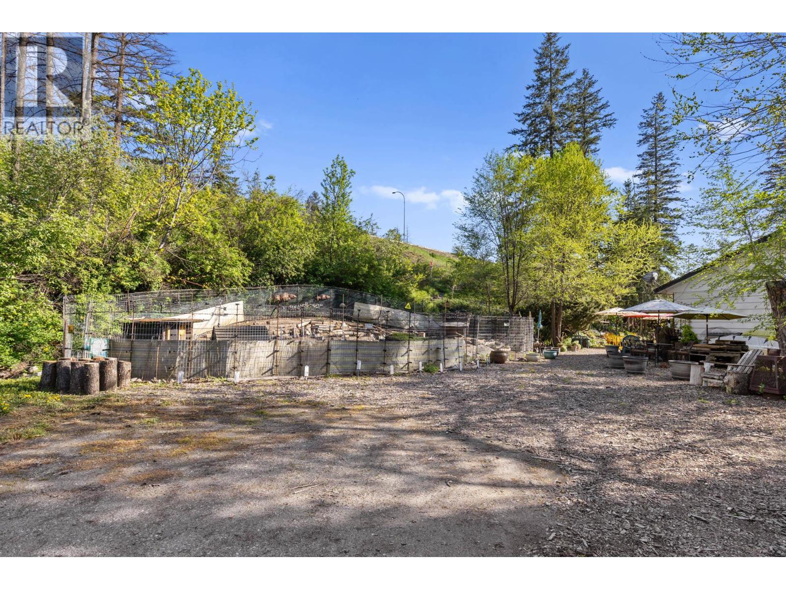  772 Otter Lake Cross Road, Spallumcheen