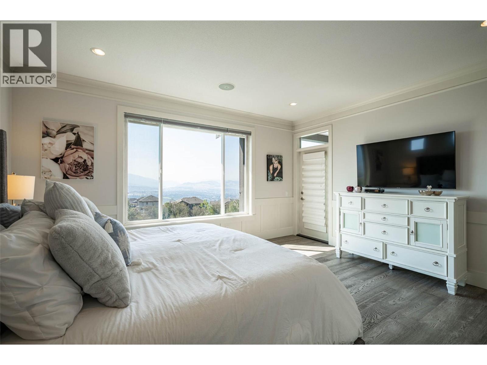 6905 Foothills Drive, Vernon