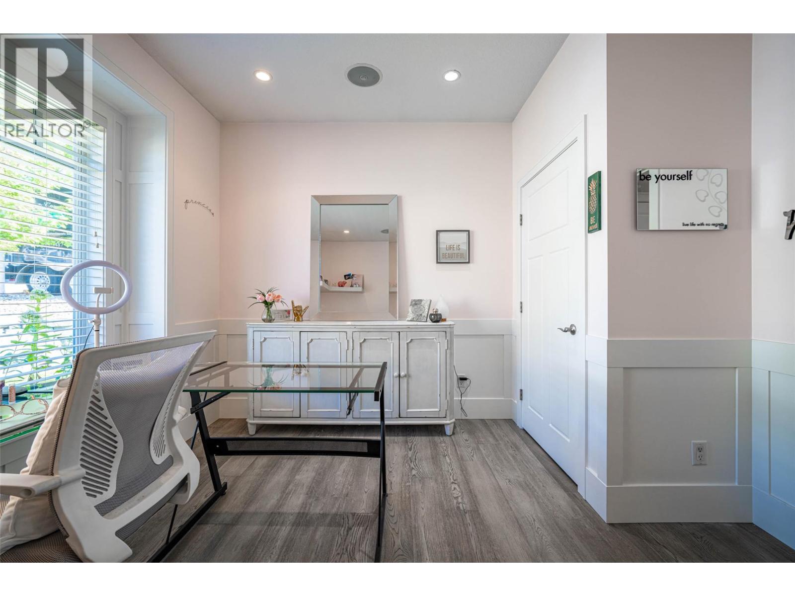 6905 Foothills Drive, Vernon