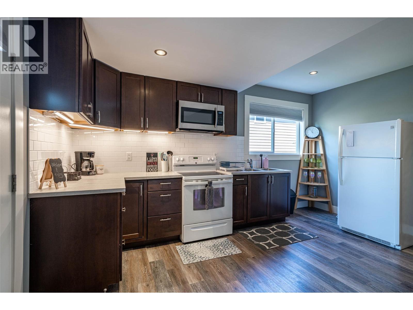 6905 Foothills Drive, Vernon